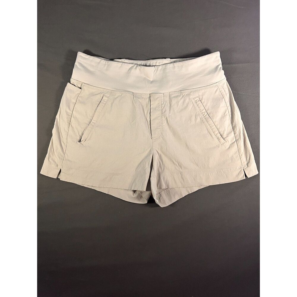 Athleta Womens Shorts Trekkie North 8 Beige Hiking Travel Activewear Gorpcore